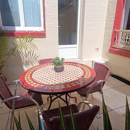 La Bateliere, Appartement Mer Avec Patio Prive แม-เล-แบ็ง ภายนอก รูปภาพ